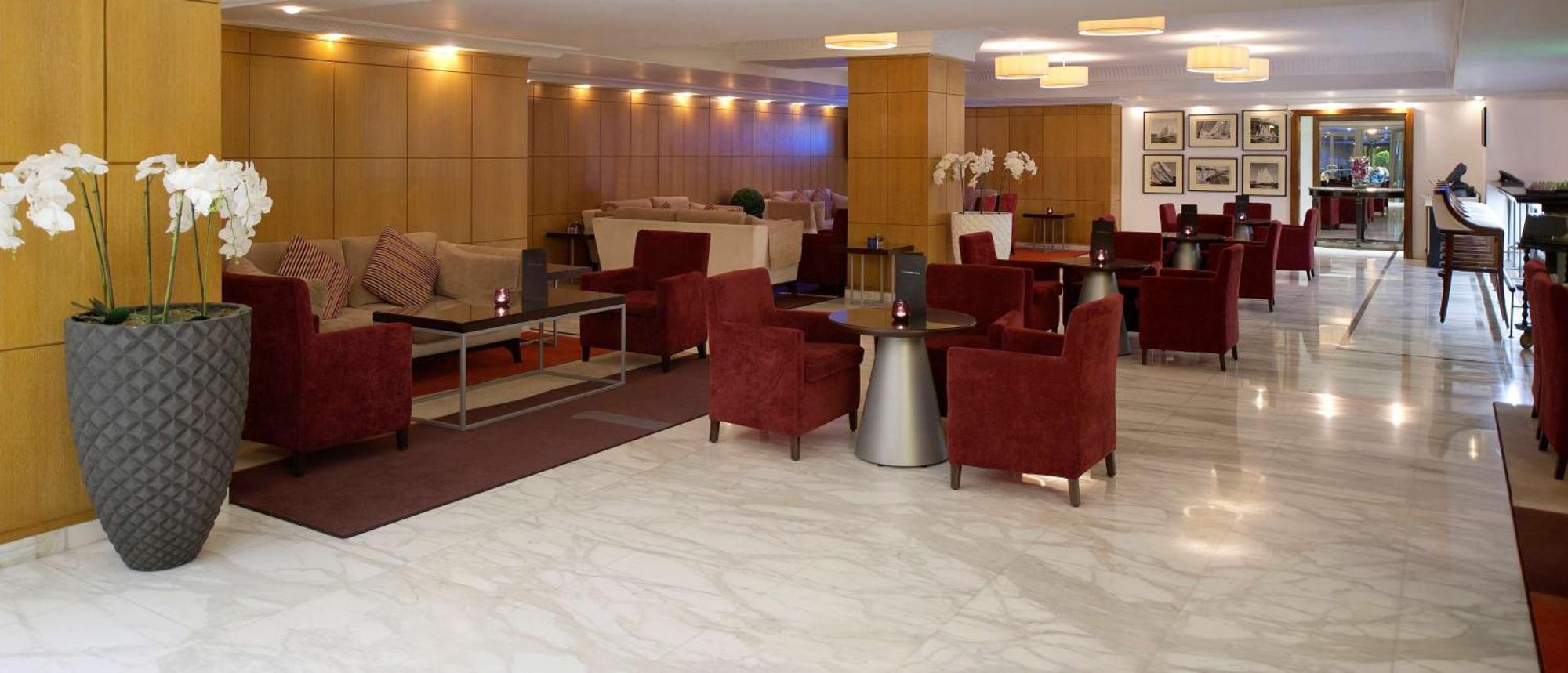 Radisson Blu Martinez Hotel 5*