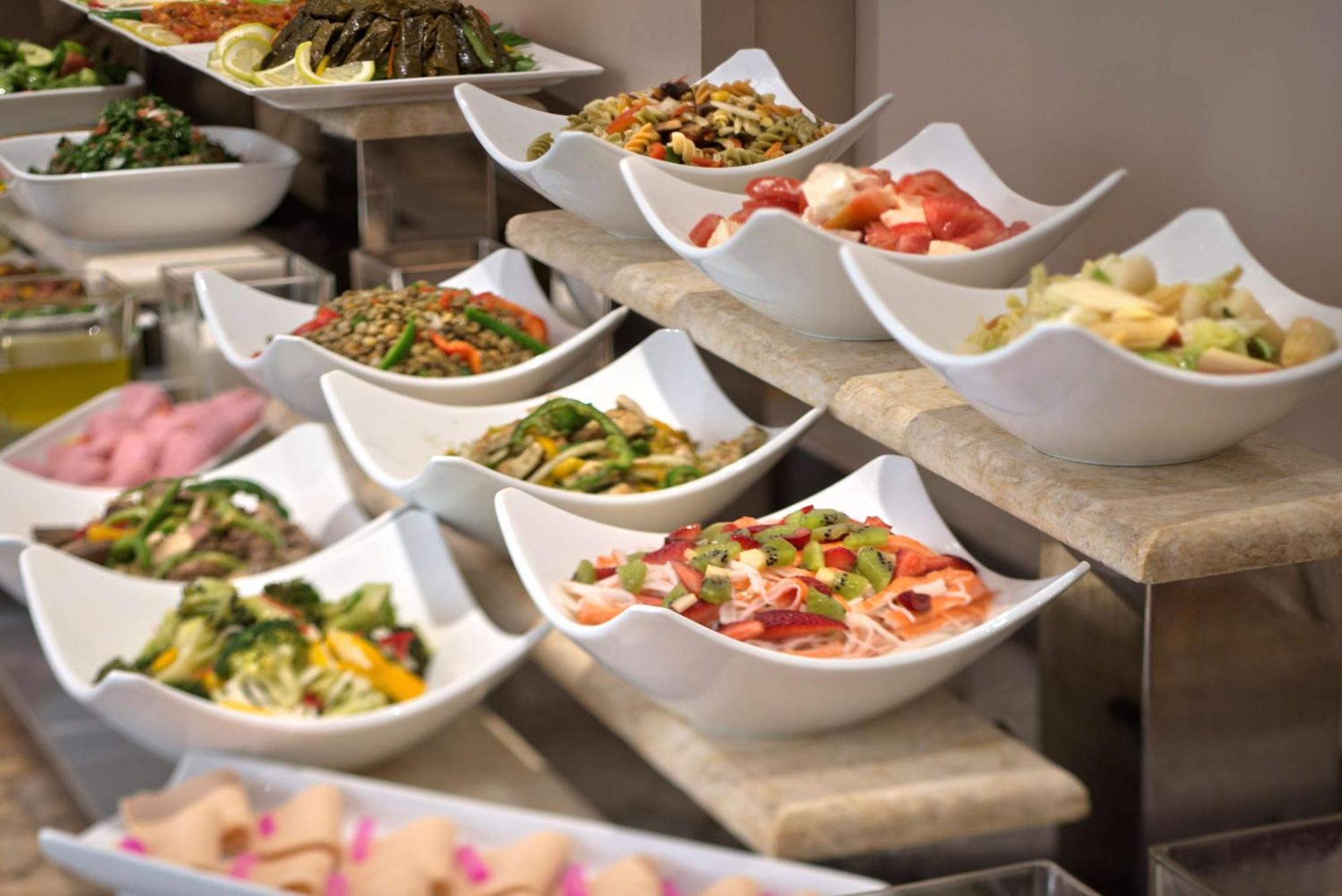 Hotel Radisson Blu Martinez Beirut