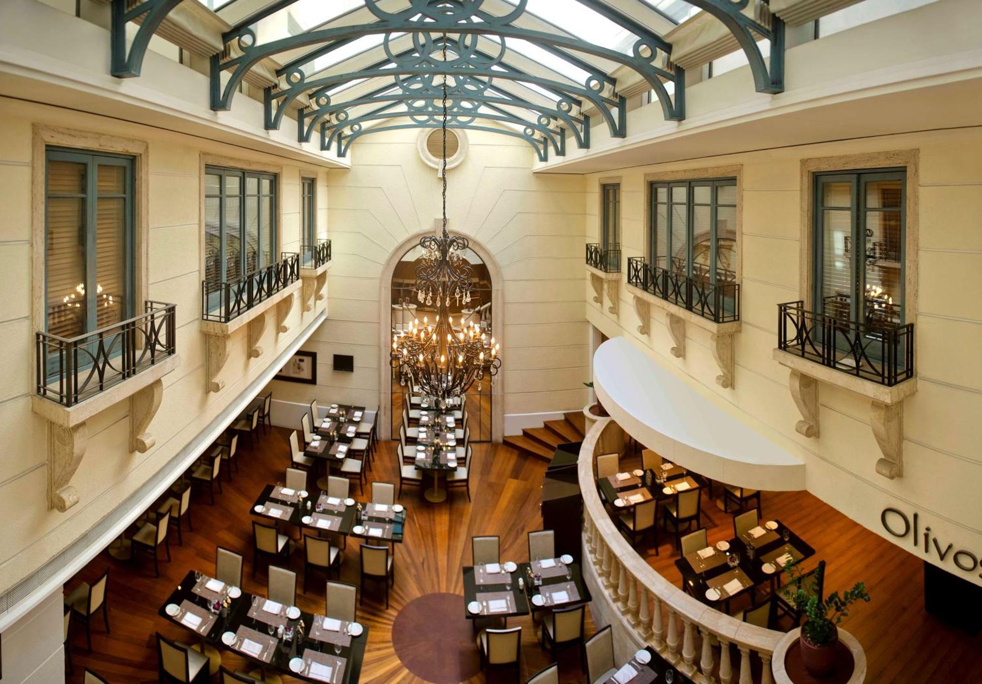 Radisson Blu Martinez Hotel 5*